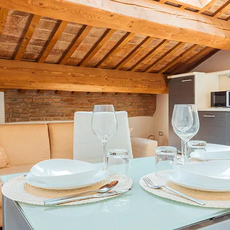 Mansarda Vespucci - Parcheggio Auto Διαμέρισμα *