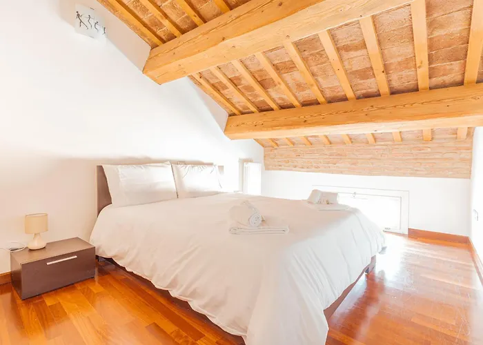 아파트 Mansarda Vespucci - Parcheggio Auto *